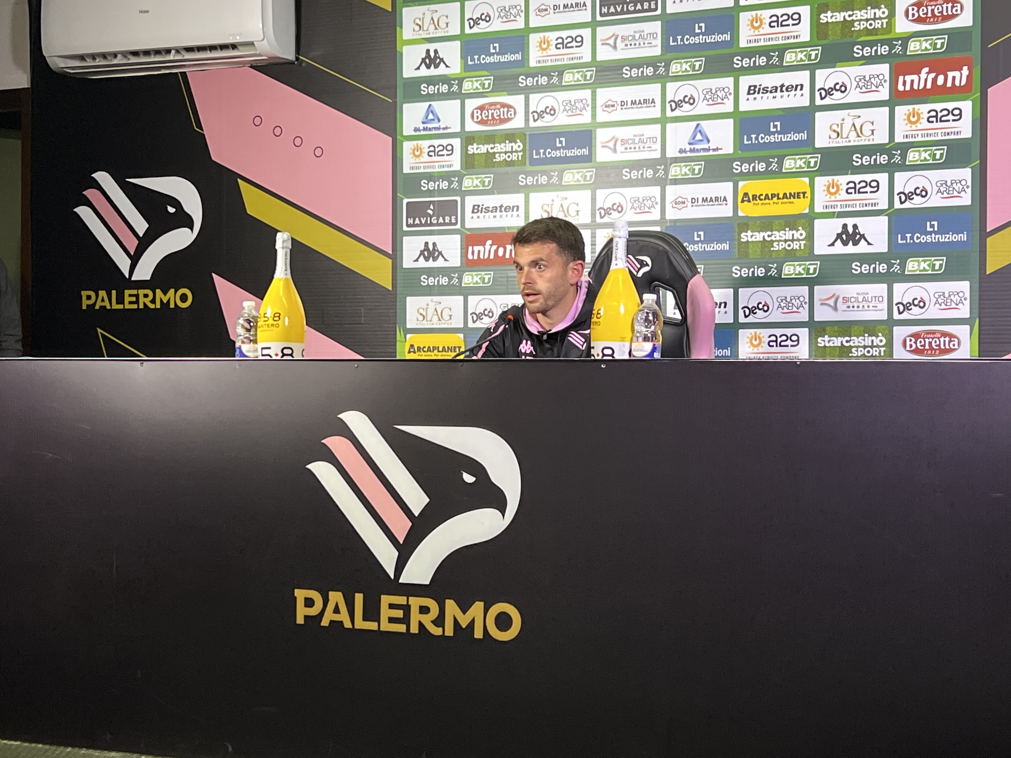 E9E2131B-0B46-4878-BD5B-B90644ECFBED