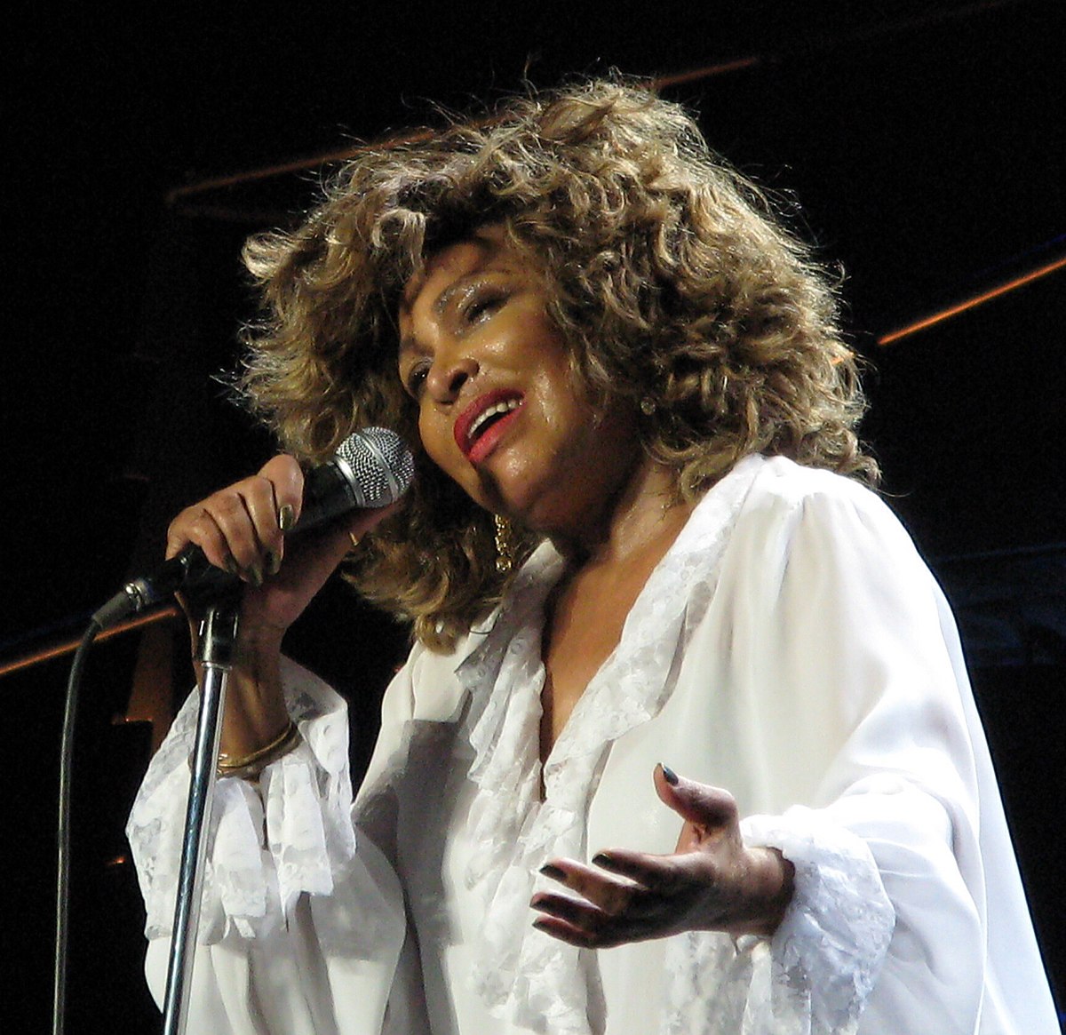 Tina_Turner_50th_Anniversary_Tour