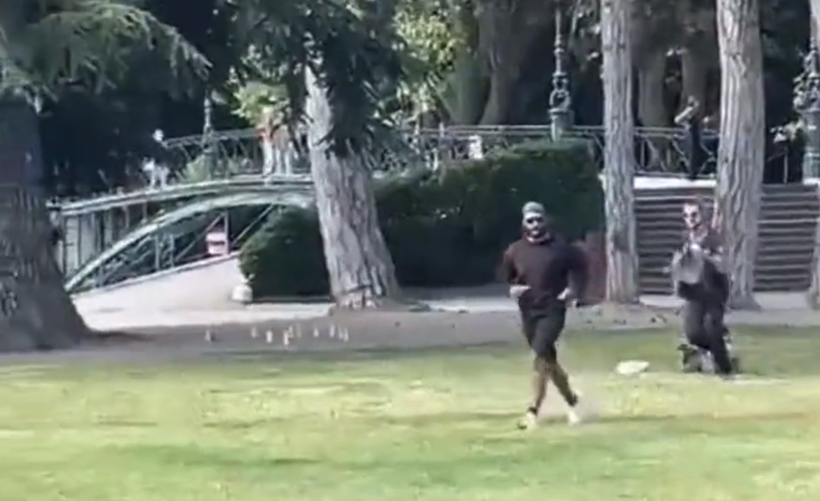 0BCD4755-78AB-45A3-952D-A4766B3CB4C2