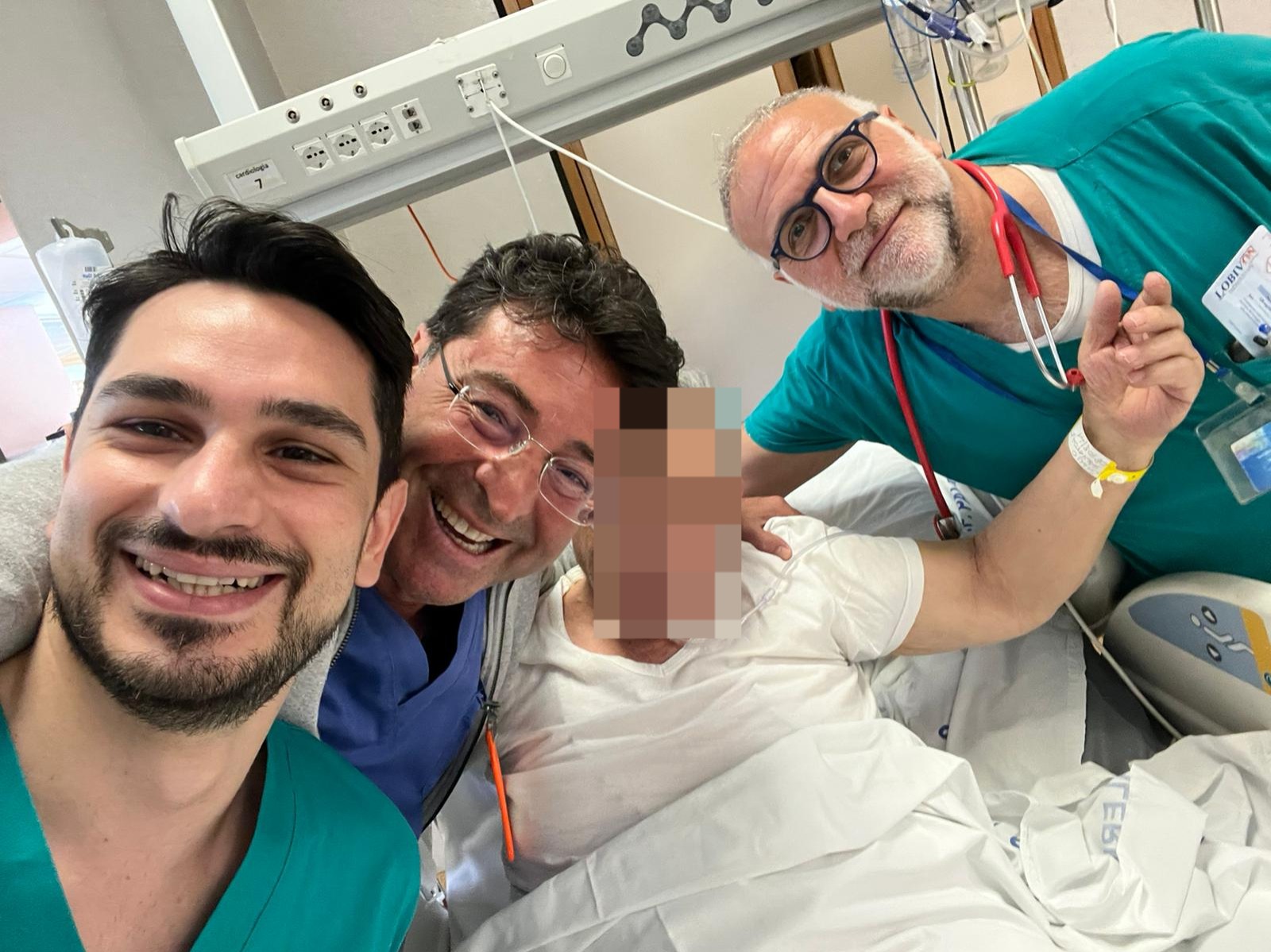 Equipe cardiologica Ingrassia con il paziente