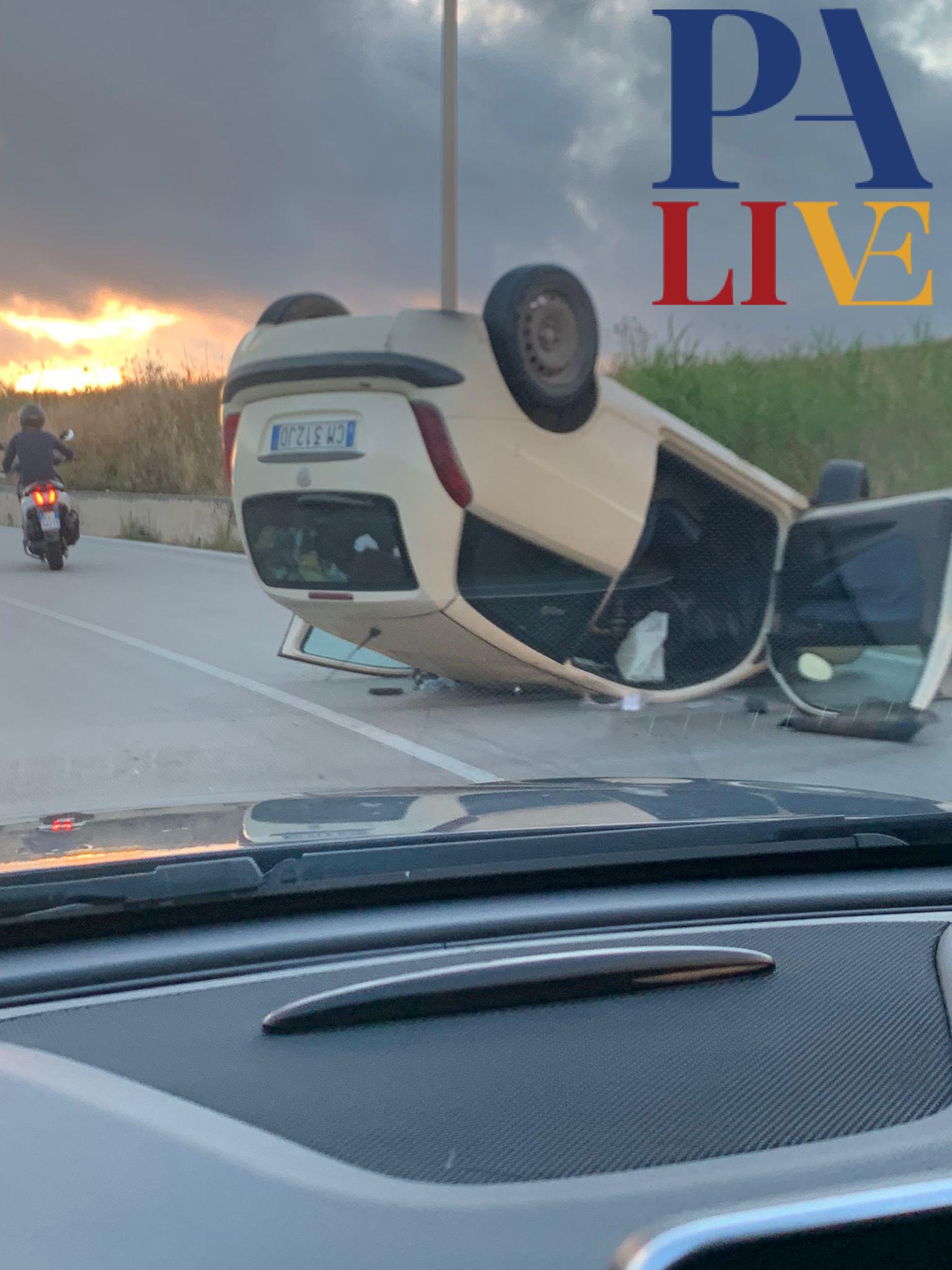 F9CCE3C2-FA73-4DD0-A593-94EBCF1F7104