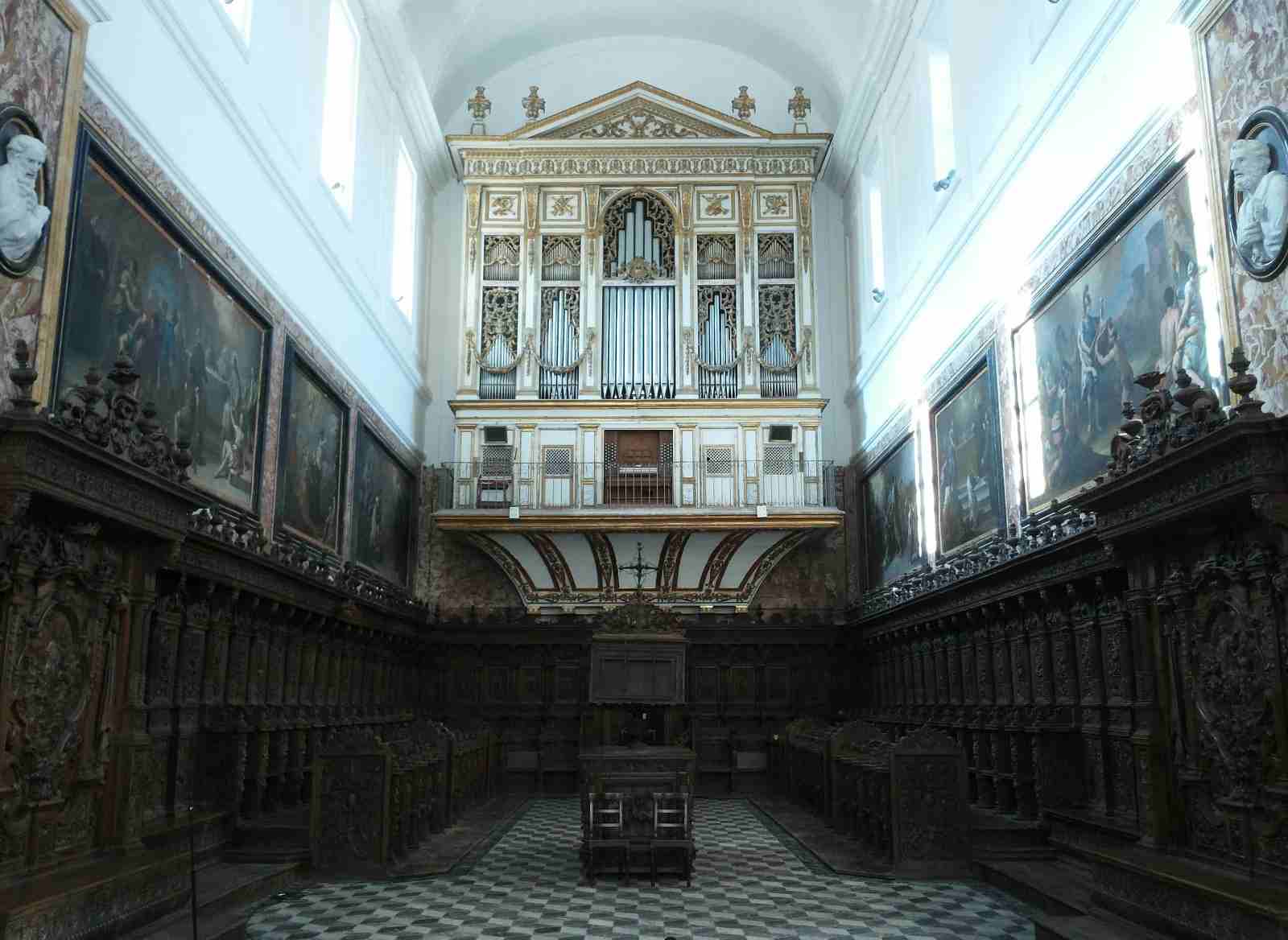 Interno Abbazia -compressed