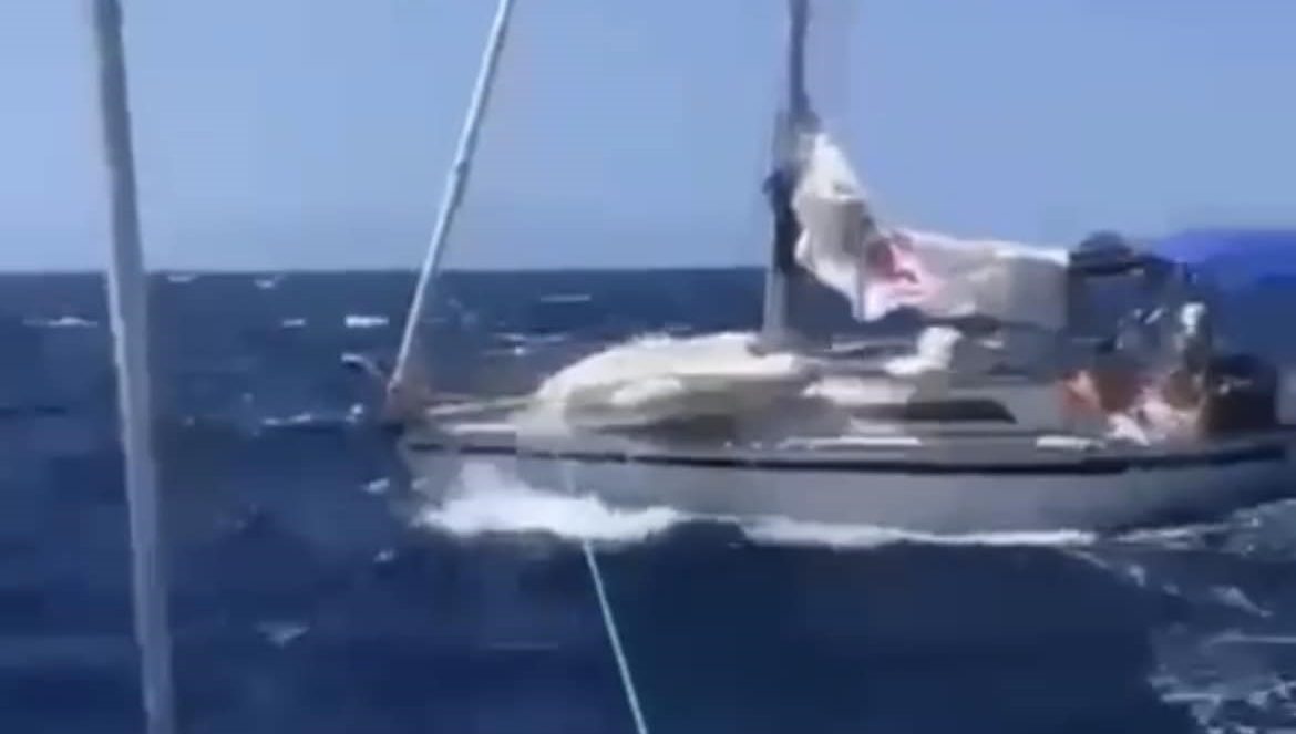 San Nicola l'Arena_barca_avaria