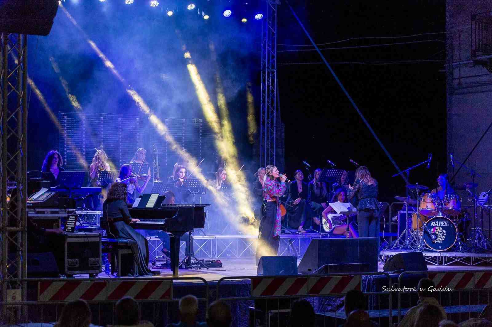 Women Orchestra -compressed