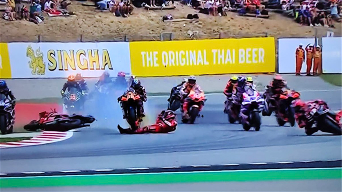 8100D7E0-EE5D-4493-8FBB-EFE1B7123090