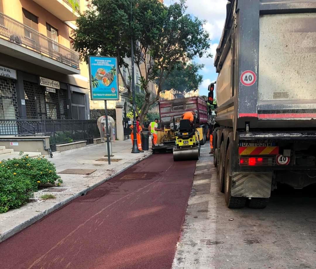 DA4C04D3-52F7-4C94-89DE-E7B593098E31