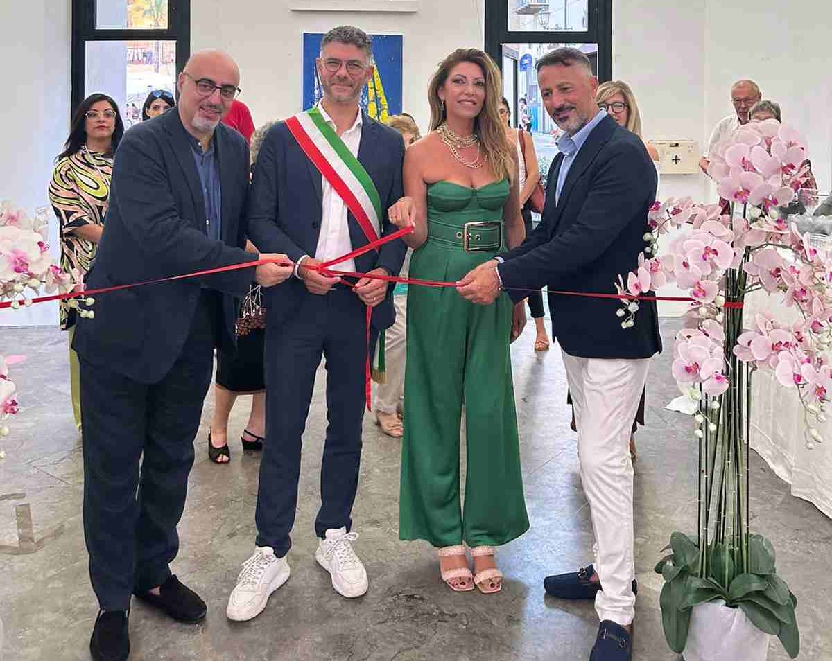 Il taglio del nastro a Cefalù-compressed