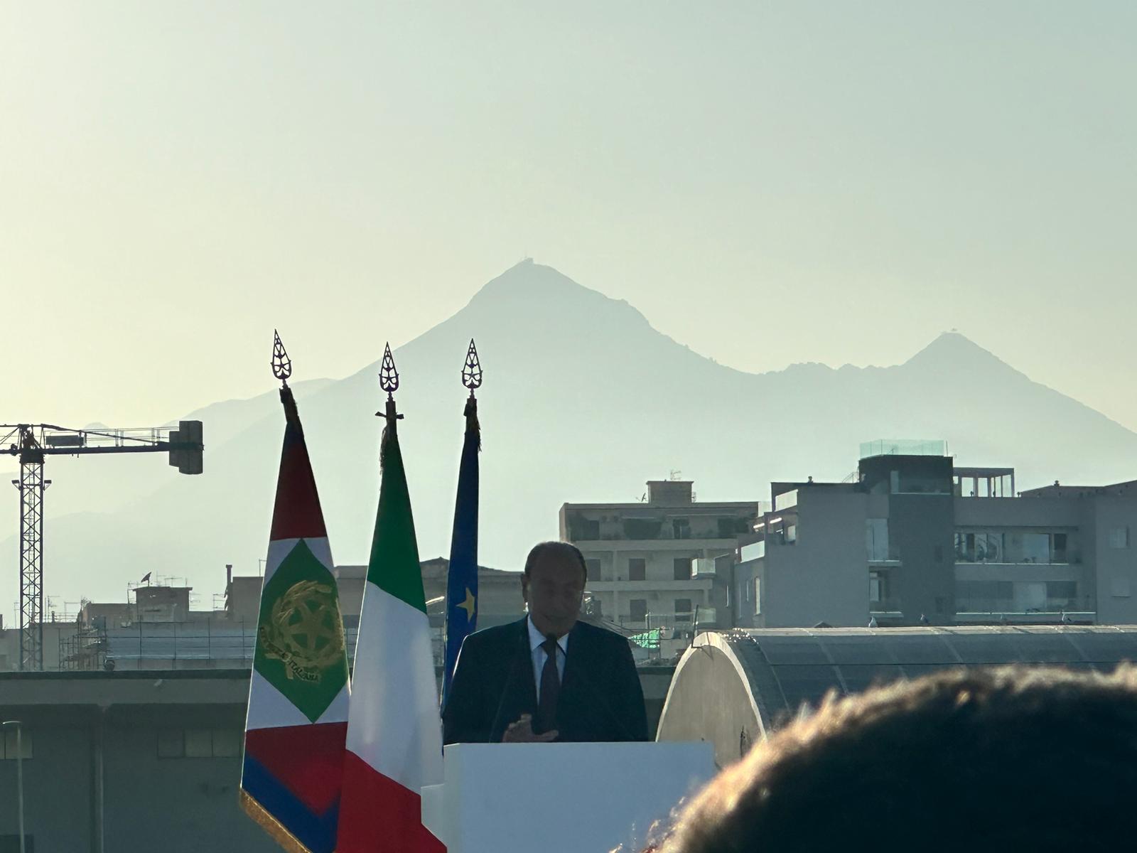 3BC779AA-C07C-4246-B8B5-1F32D8F1B764