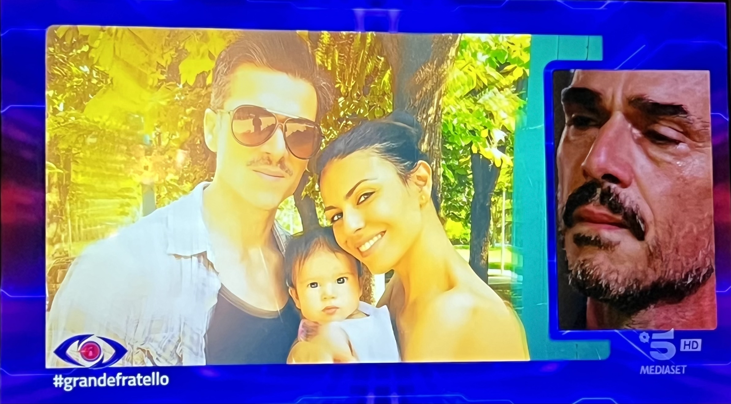 63920403-E985-4BBE-8DF7-322FED035F93