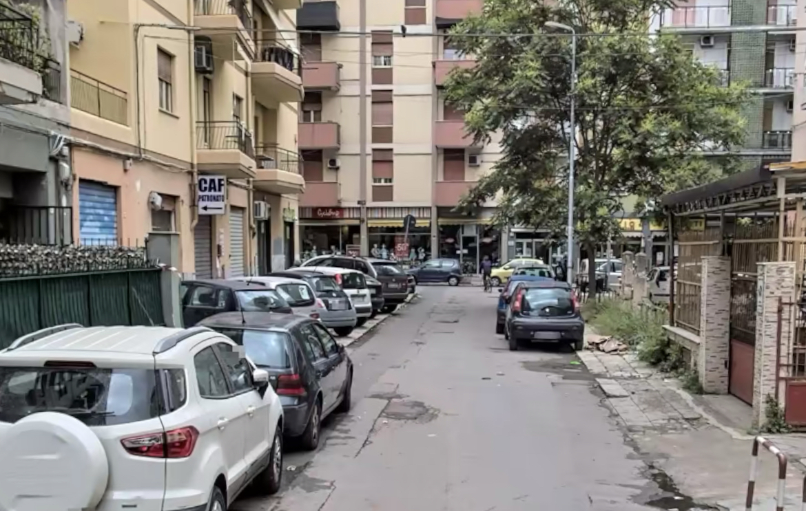 C59751CC-DF4C-475F-8342-FE02A2847480