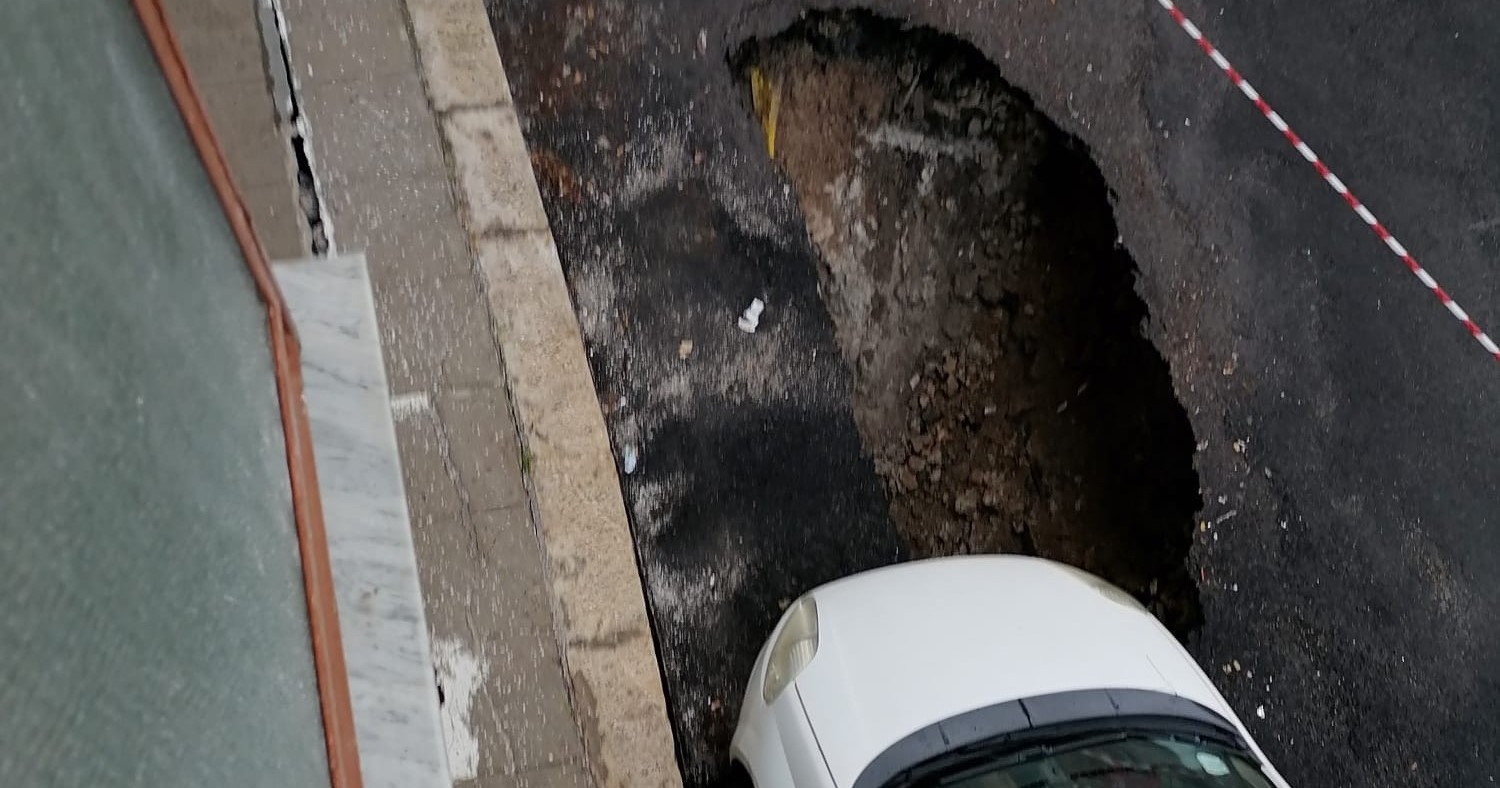 voragine via sampolo (1)