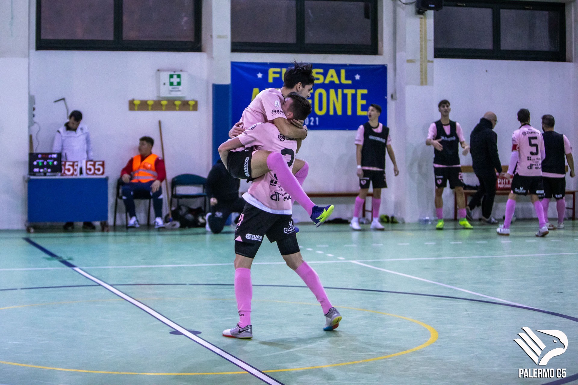 33724C83-BFB8-491E-B188-242EF1CAE8CC