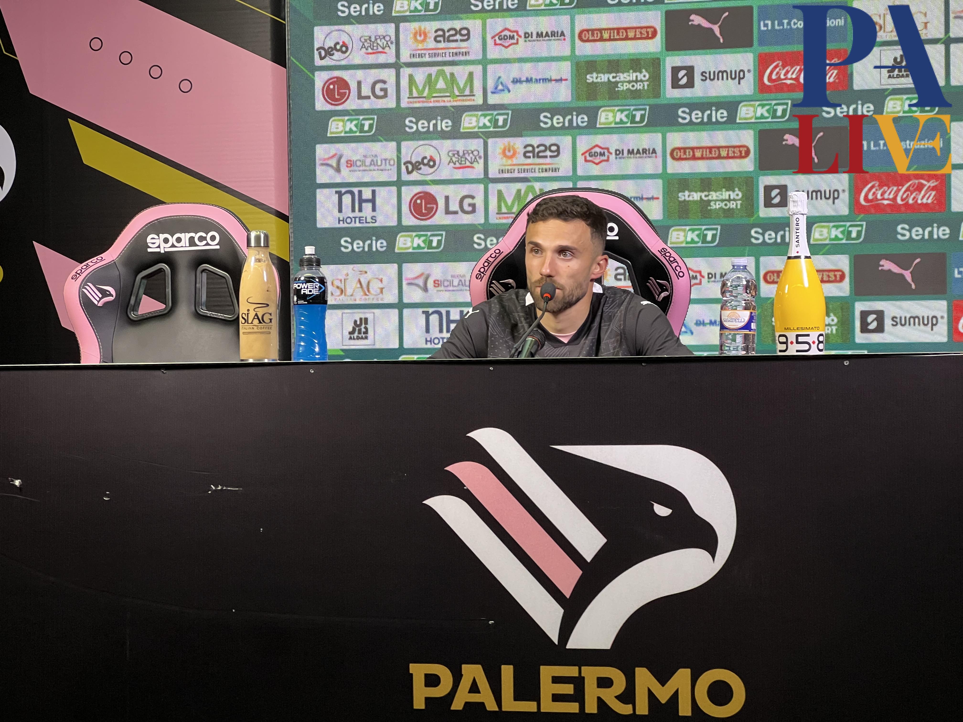 CDADC257-D717-4BE6-B6BB-71974FA9E0CD