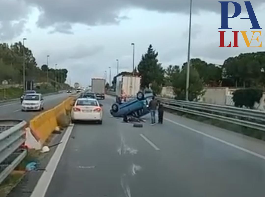 EC458576-9C64-4BCC-8853-78DA0B755158