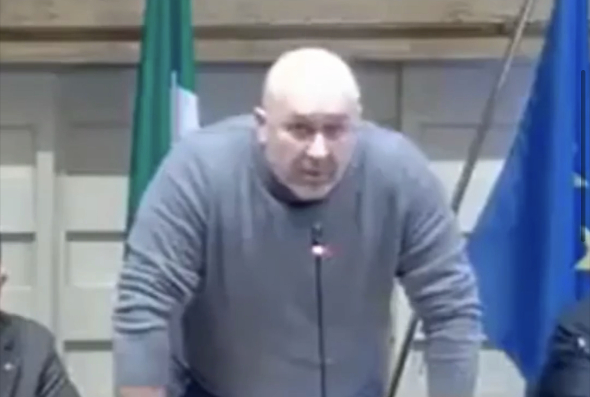 7894D46D-9F89-40B6-840D-9E6EB12AEE3B