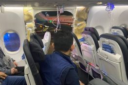 portellone aereo saltato1