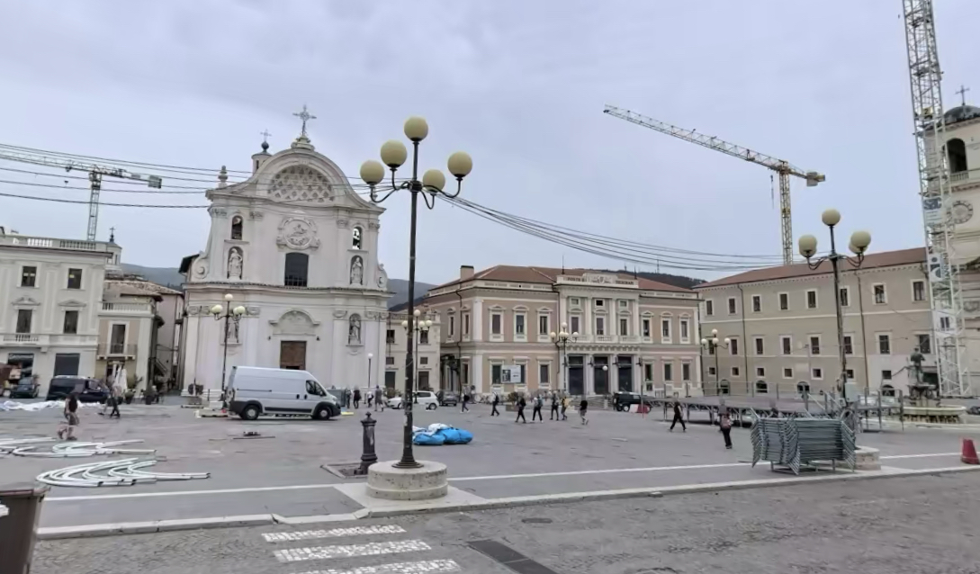 ACAEF55E-CD9B-4040-9475-267044485027