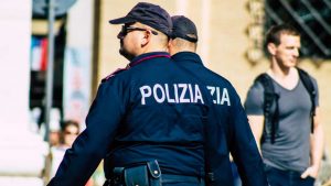 Poliziotti - foto Depositphotos - PalermoLive.it