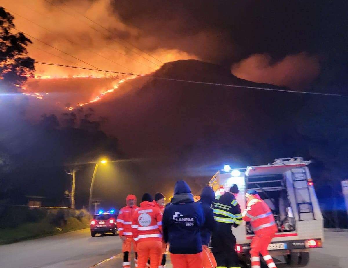 incendio Castellammare del Golfo 9 marzo-compressed