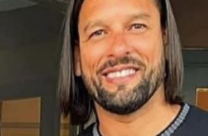 E02EDEFB-7A97-462A-B9BD-AB1E53EE71BD