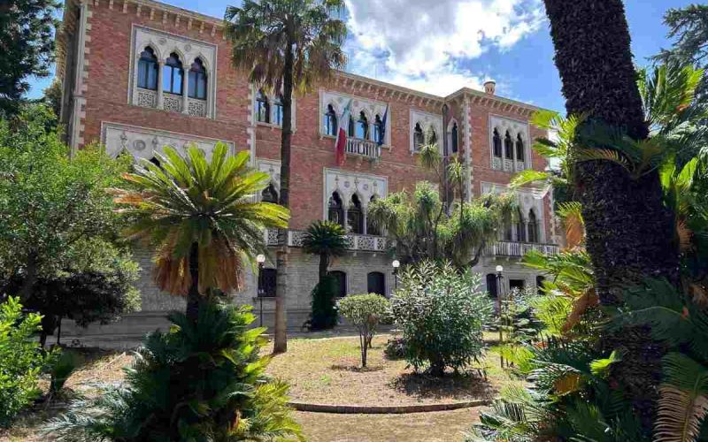 Villa Whitaker_sede della Prefettura di Palermo-compressed