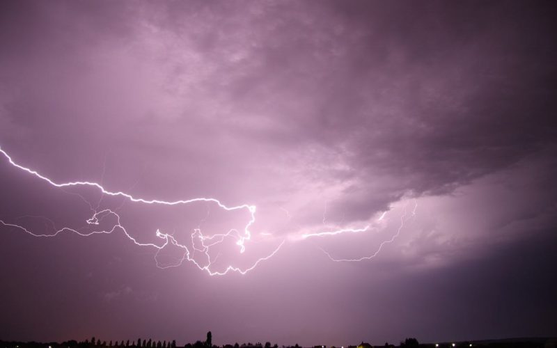 france-2659002_1280-compressed