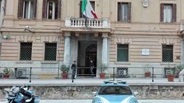 polizia-compressed (1)