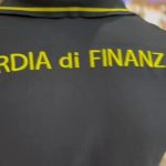 Palermo, finanziere rivela informazioni riservate a imprenditore in cambio di gasolio scontato: arrestati entrambi