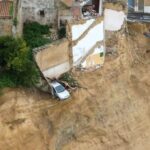 Niscemi, precipita l’auto in bilico da giorni: dalla Regione 13 milioni per aiutare gli sfollati a trovare casa