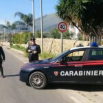 Rubano telefono ad anziana mentre fa la spesa al supermercato, arrestati marito e moglie nel Palermitano