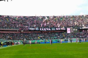 PALSUD0153 tifosi stadio Barbera Palermo