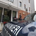 Picchia la compagna e aggredisce i carabinieri: 42enne palermitano in manette