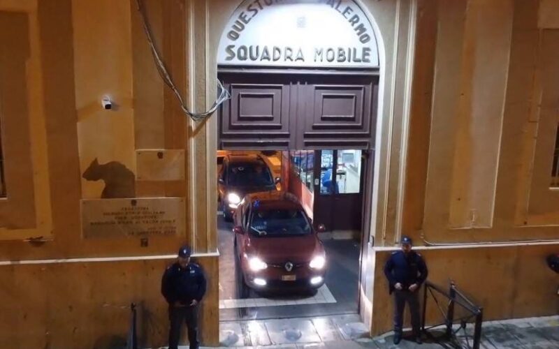 foto Squadra Mobile (1)