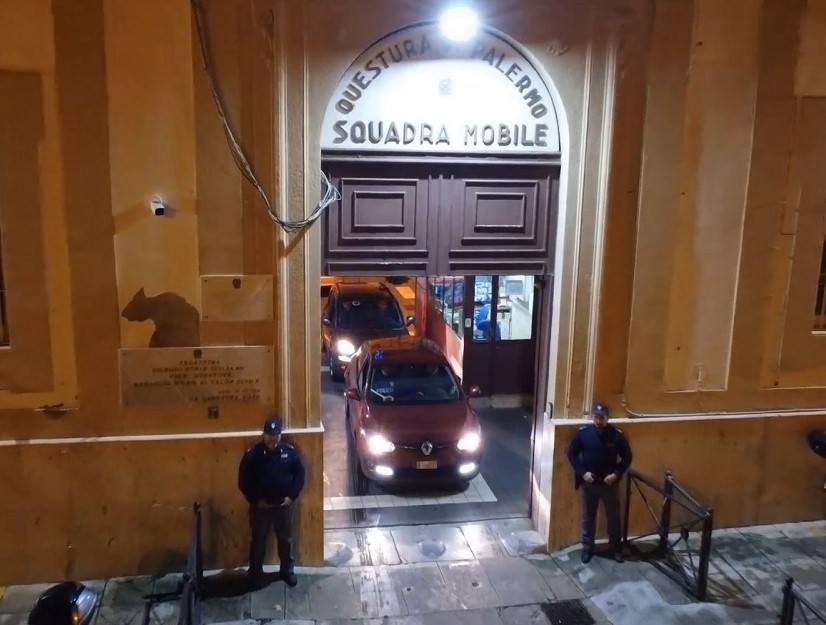 foto Squadra Mobile (1)