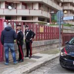Palermo, sorpreso a spacciare droga lancia scooter contro carabinieri: arrestato 44enne