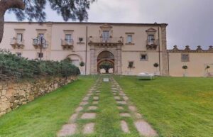 676837564_2452178701952888_243406361768318814_n