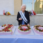 Palermo, via Aloi in festa per nonna Rosina: “100 anni di sorrisi, forza e saggezza”